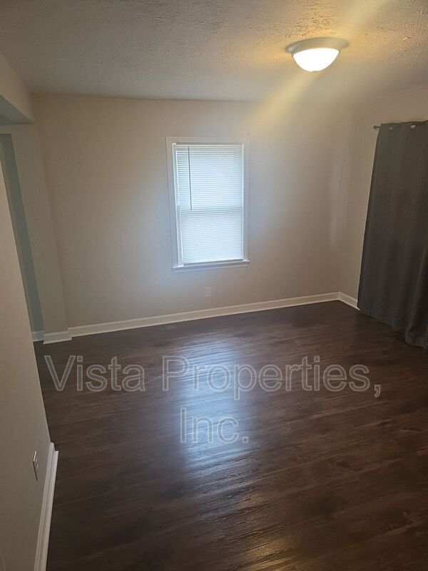 Foto del edificio - 8902 Beulah Church Rd