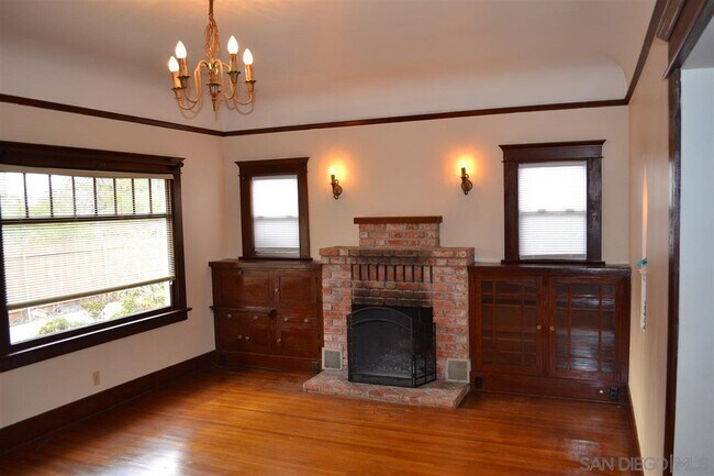 Building Photo - 1536 Hunsaker St