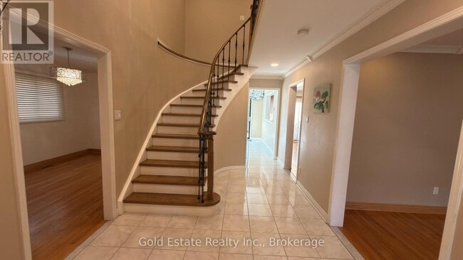 Building Photo - 5202 Huntingfield Dr