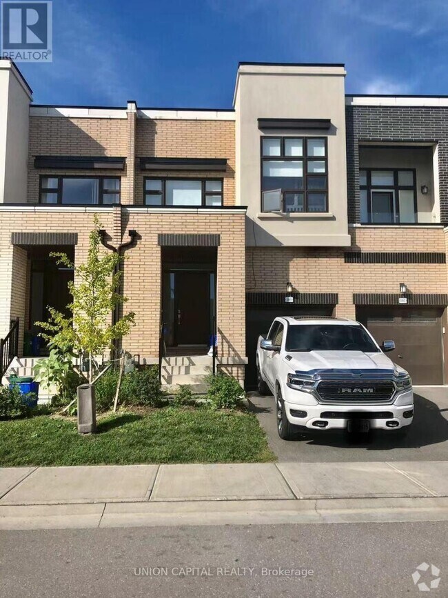 Building Photo - 105 Causland Ln