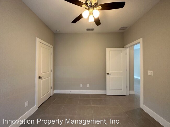 Foto del edificio - 4 br, 2 bath House - 207 Begonia Lane
