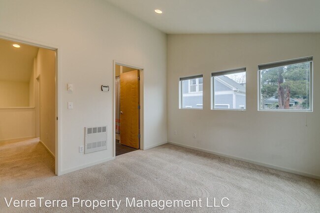 Building Photo - 2 br, 1.5 bath House - 2116 S State St