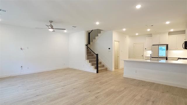 Building Photo - 9015 Scarp Hl Ln