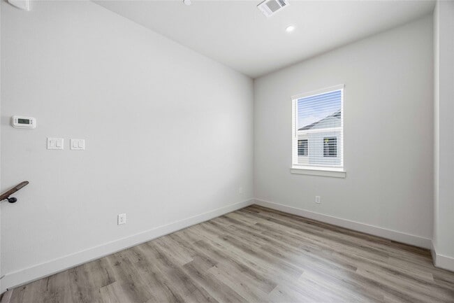 Building Photo - 4606 Indie Hts Ln