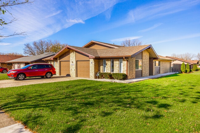 Duplex Exterior - Parkview Estates