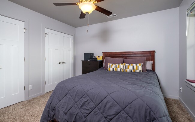 Foto del edificio - 4817 NE Sherman Ln