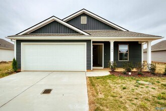 Building Photo - 180 Labrador Ln