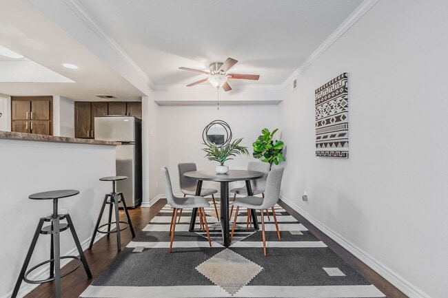 Interior Photo - Lakeside Apartments