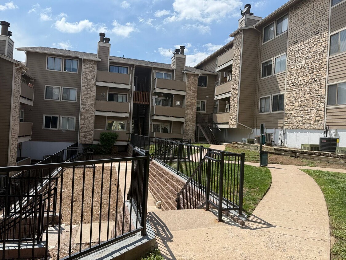 Foto principal - Charming 2 Bedroom Apartment with Balcony ...