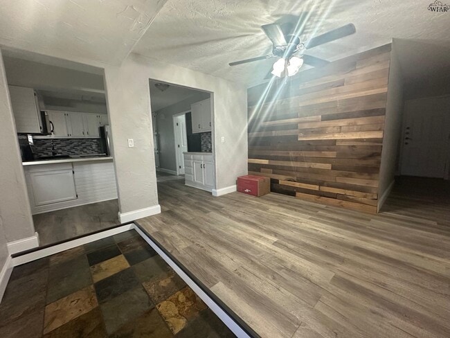 Foto del edificio - 4111 Nunn St