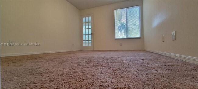 Foto del edificio - 12400 Vista Isles Dr