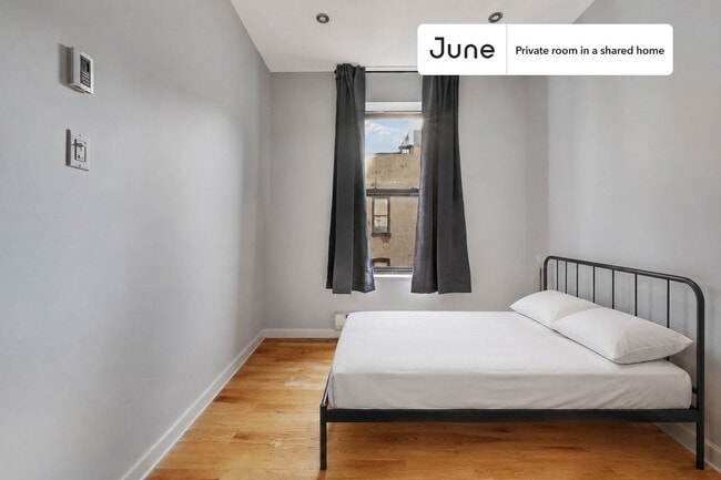 Building Photo - Room in Shared 4 bed/1.5 bath home in Upper West Side