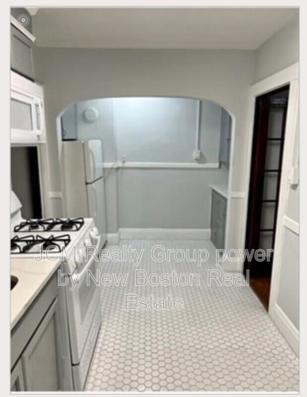 Photo - 264 Boston St Apartment