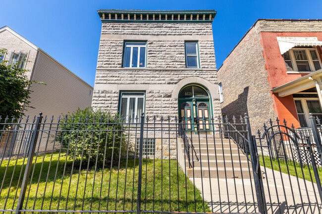 Foto del edificio - 4638 S Emerald Ave