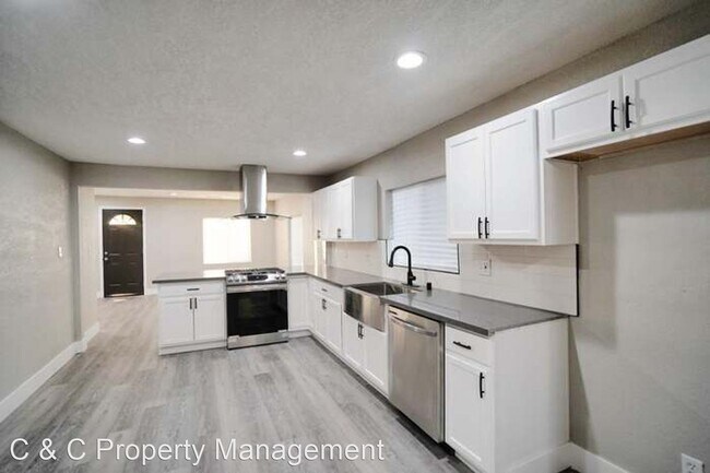 Building Photo - 3 br, 2 bath House - 2577 S 11th St.