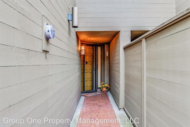 Building Photo - 3 br, 2.5 bath House - 1171 E. Kimberley Lane