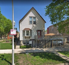 Building Photo - 3139 N Richmond St