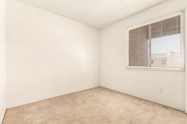 Foto del edificio - 5742 N 43rd Dr