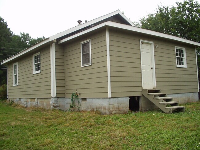 Building Photo - 531 S Hairston Rd