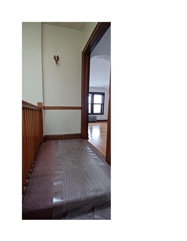 Foto del edificio - 2614 N Lockwood Ave