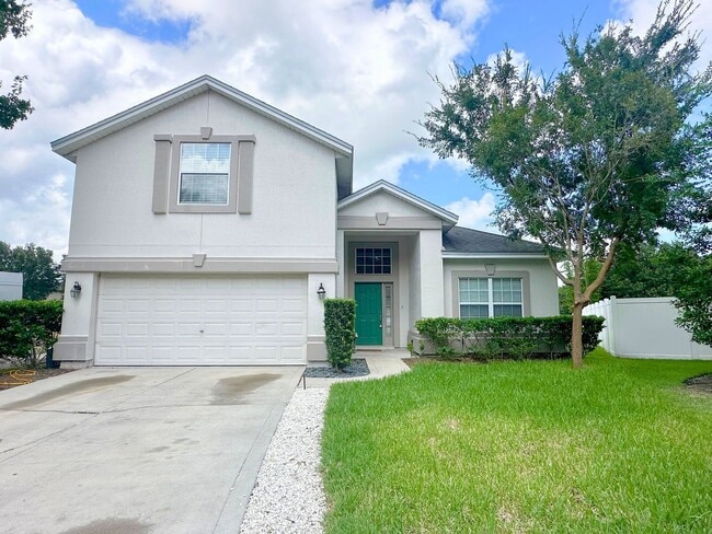 Spacious Home in Growing area + LARGE Yard! - Spacious Home in Growing area + LARGE Yard!