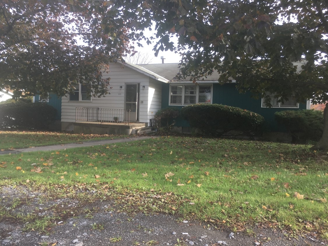 203 Oxford Rd, New Hartford, NY 13413 Apartments in New Hartford, NY