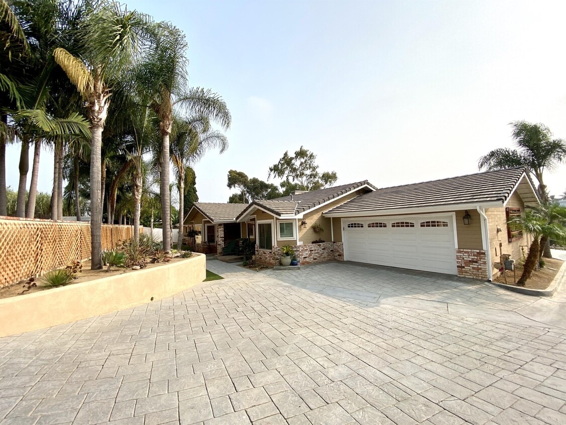 1715 Fire Mountain Dr, Oceanside, CA 92054 House Rental in Oceanside