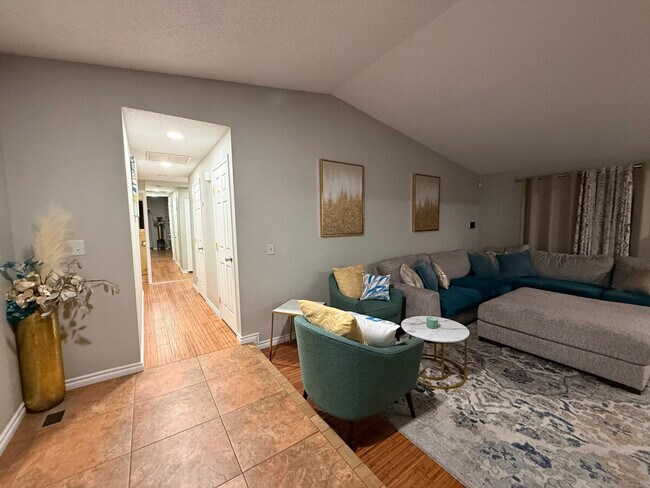 Foto del edificio - 1709 S Perry Ct