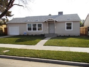 Building Photo - 2126 E Normal Ave