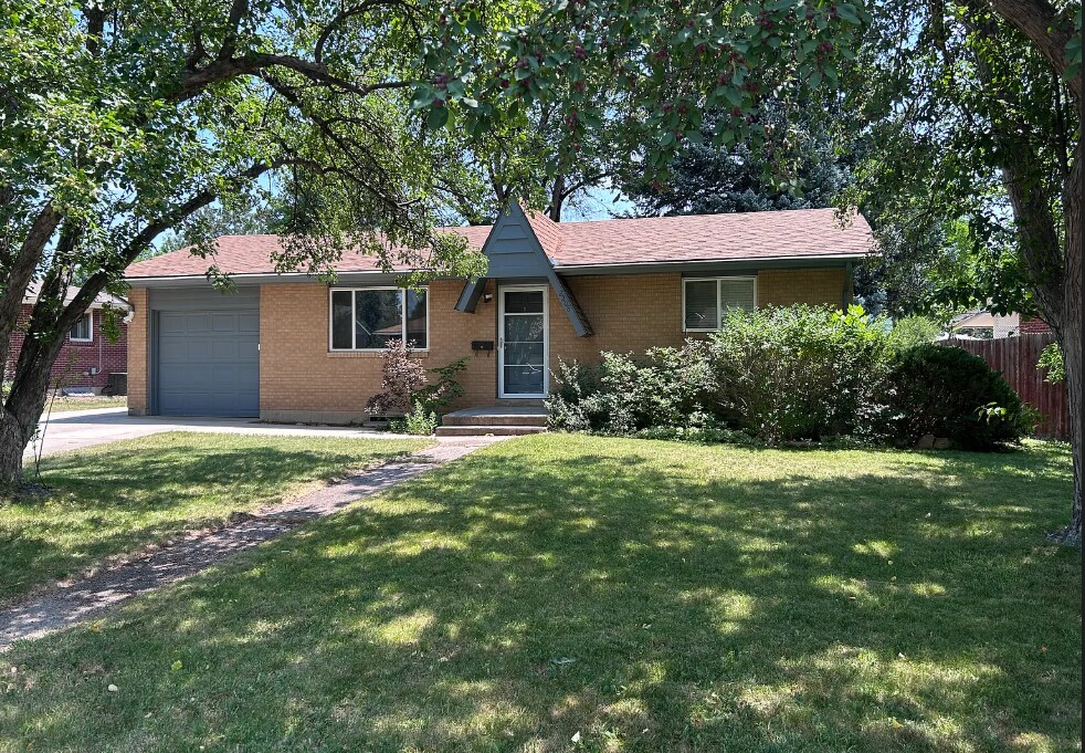 Foto del edificio - 2208 Stanford Rd
