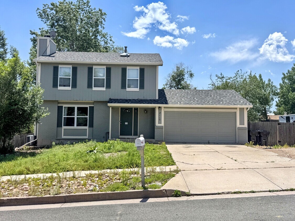 Foto principal - 2115 Rimwood Dr