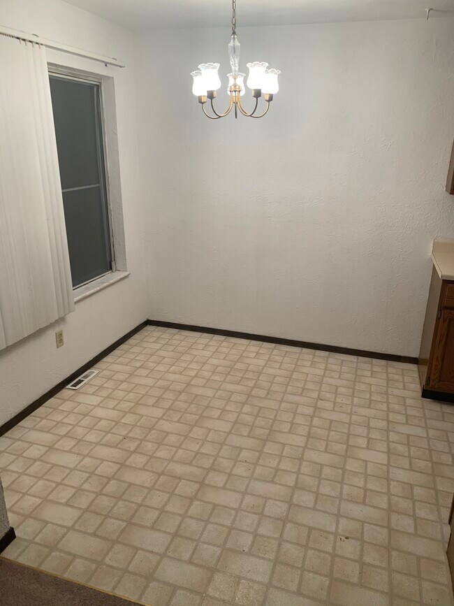 Foto del edificio - 2 Tanglewood Dr