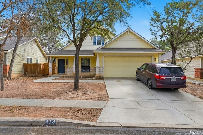 Building Photo - 414 Willow Grove Dr