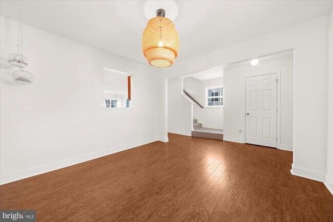 Foto del edificio - 105 N Yeingst Dr