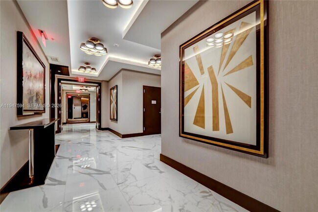 Building Photo - 301 Altara Ave