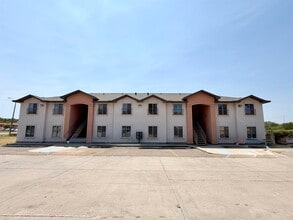 Building Photo - 408 Shiloh Dr