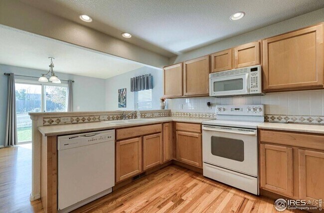 Kitchen - 1227 Vinson St