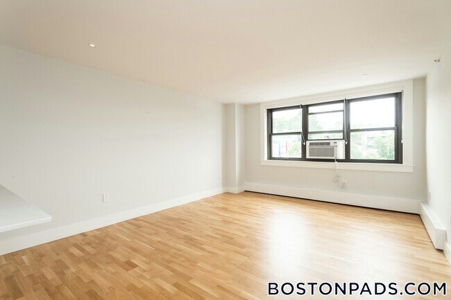Foto del edificio - 1410 Columbia Rd