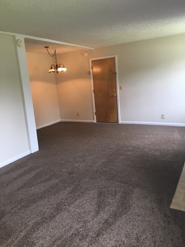 Foto del edificio - Spacious 2 Bedroom