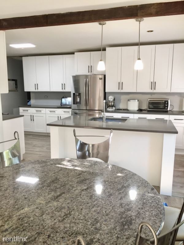 Building Photo - 4 br, 3 bath House - 1769 Rogers Ave