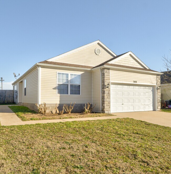 Foto del edificio - 344 Grant Springs Dr