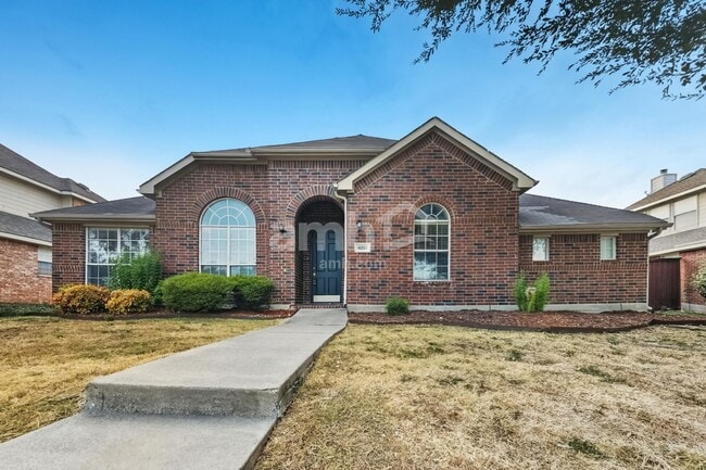 Building Photo - 6213 Richmond Dr
