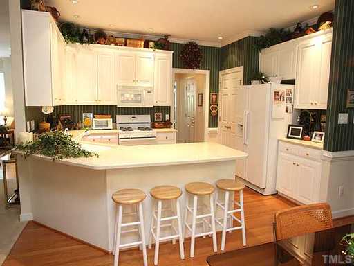 Building Photo - 303 Crickentree Dr