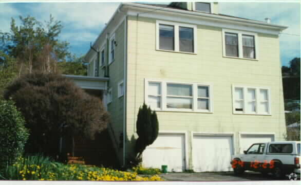 Foto del edificio - 1448 Lawrence St