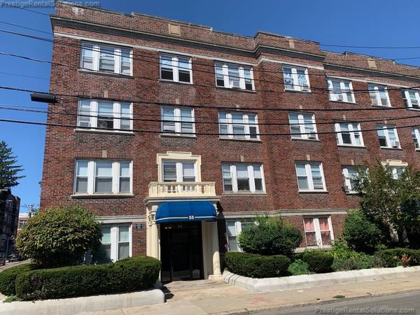 Building Photo - 55 Linden St