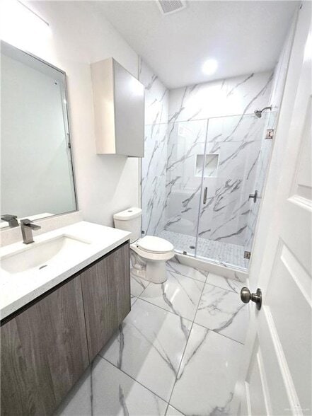 Building Photo - 3201 Magdalena St