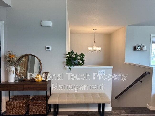 Foto del edificio - 1071 Barnes Dr W