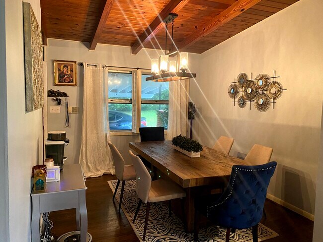 Dining Room - 3182 Laventure Dr