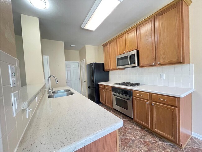 Building Photo - 13518 Primula Ct
