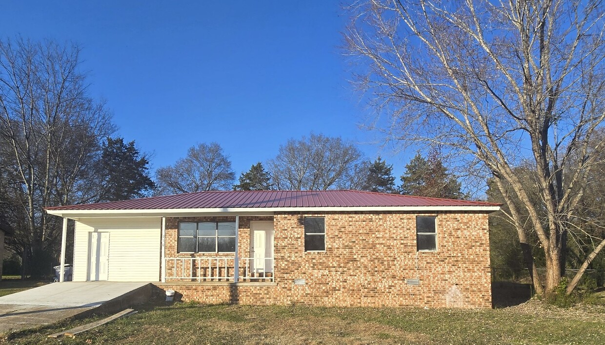 Foto principal - 4 Bed/ 1.5 Bath in Batesville